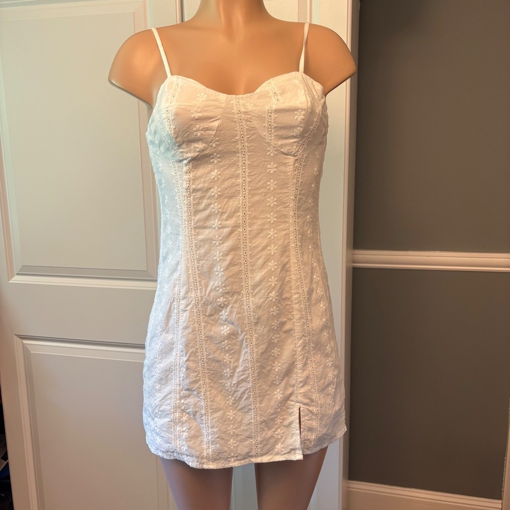 Aeropostale White Eyelet Mini Dress‎ Cotton Embroidered Cottagecore S
